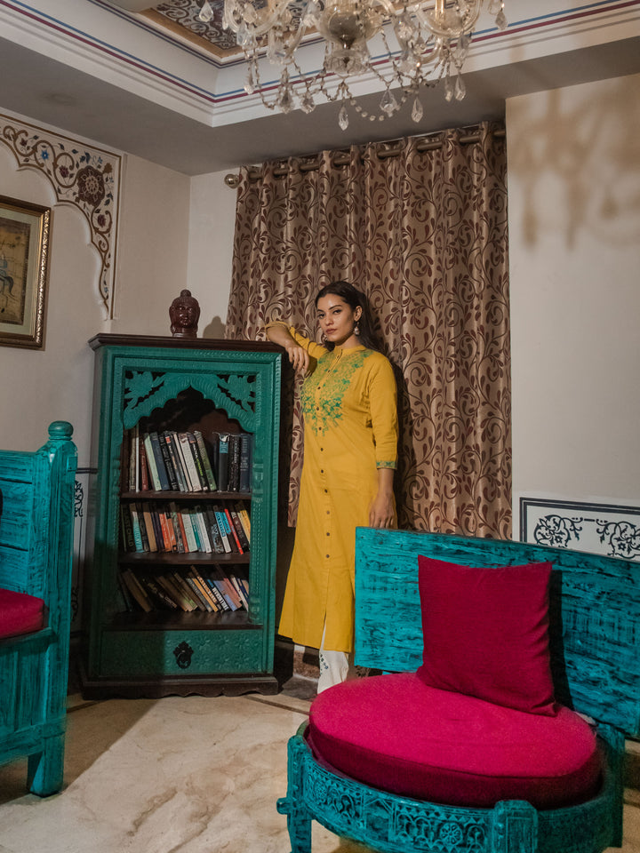 Women's Women's Yellow Regular A-Line Calf Long Kurta - Taantav