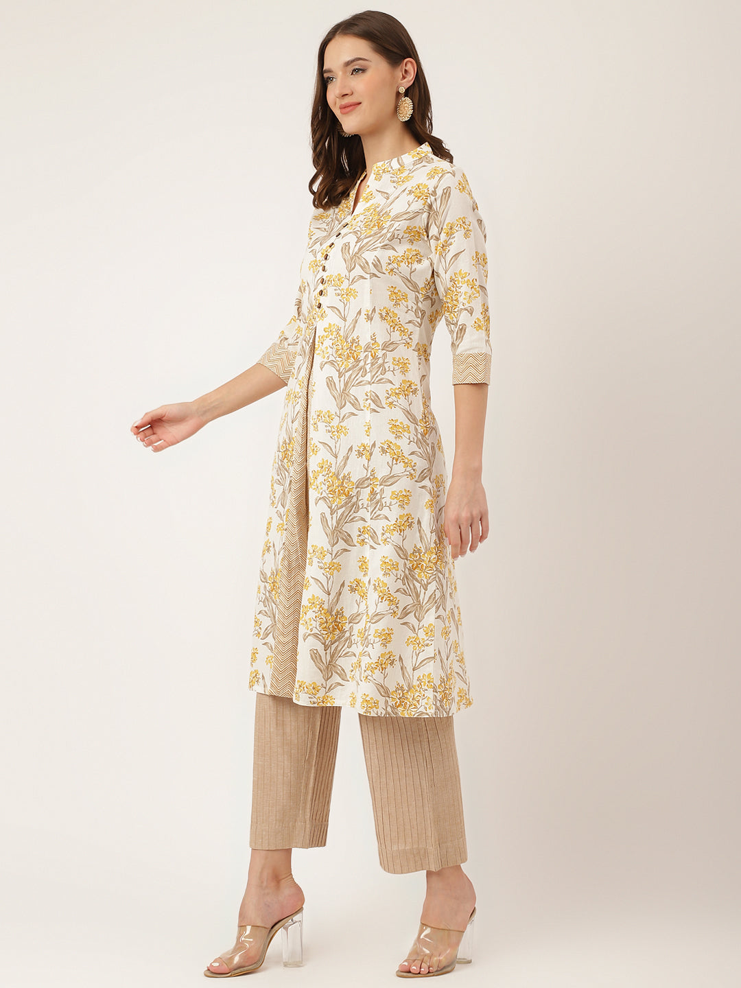 Women's Yellow Floral Print Cotton A-Line kurta - Taantav