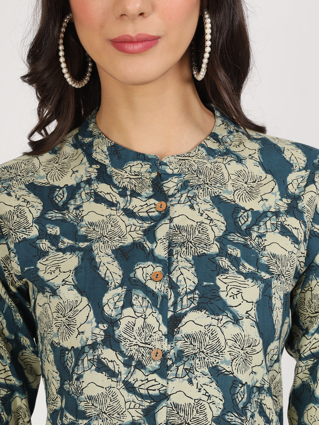 Women's Blue Floral Printed Rayon A-line Kurta - Taantav