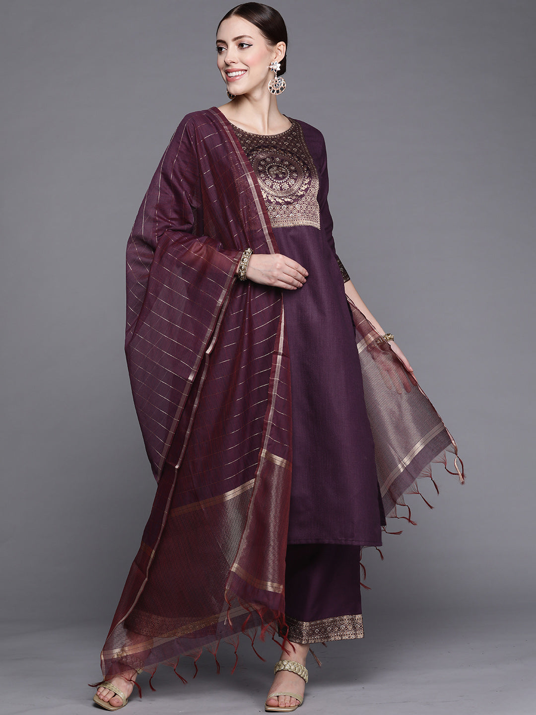 Women's Purple Cotton Blend Kurta Set - Taantav