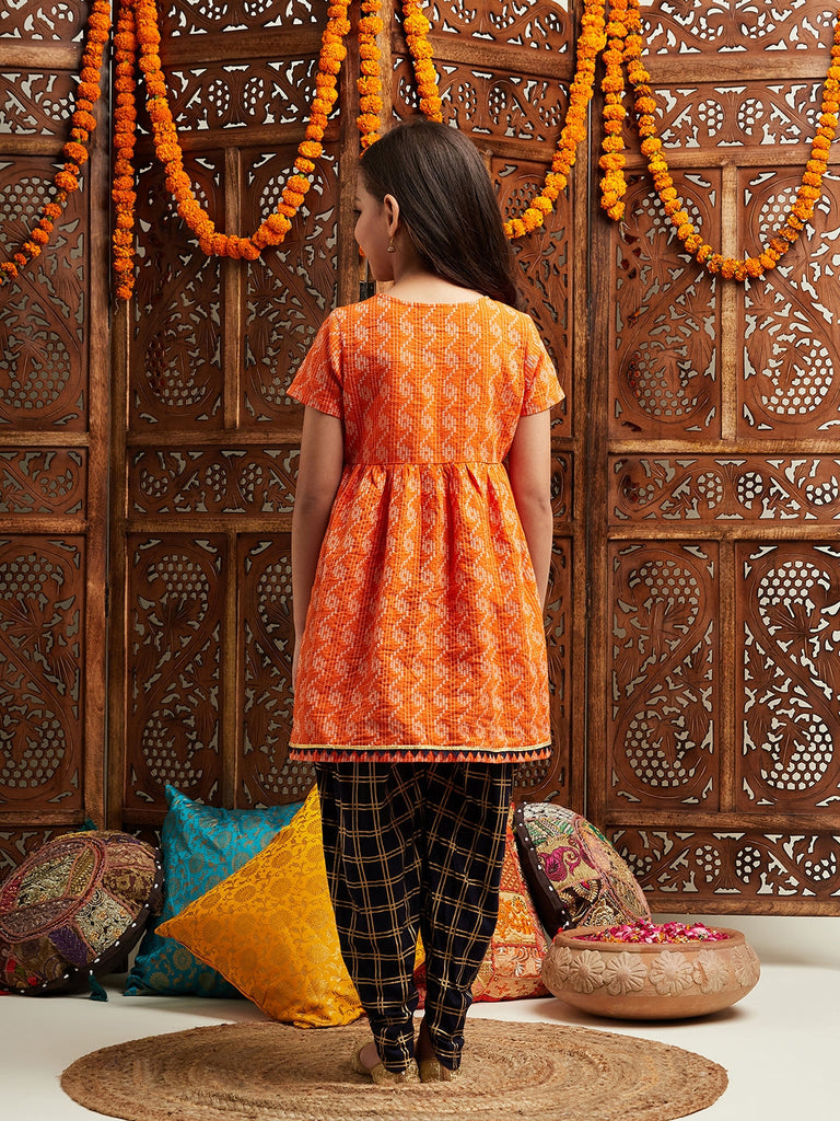 Color_Orange