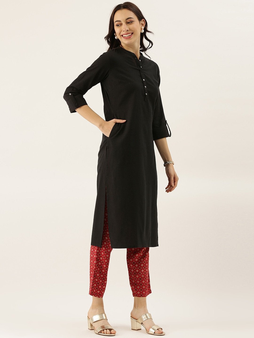 Women's Black Solid Straight Roll up Kurti