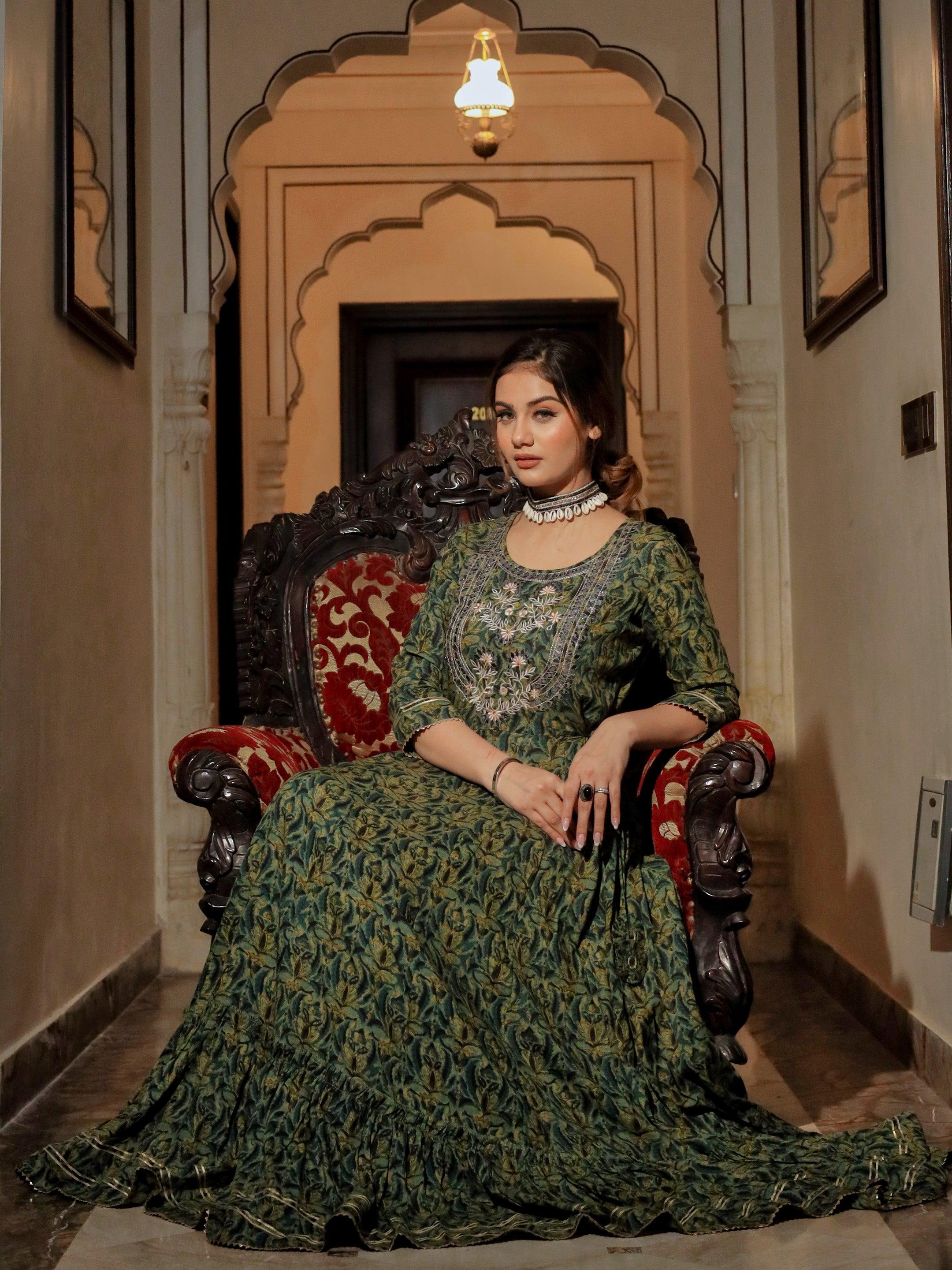 Women's Dark Green Anarkali Kurta - Taantav