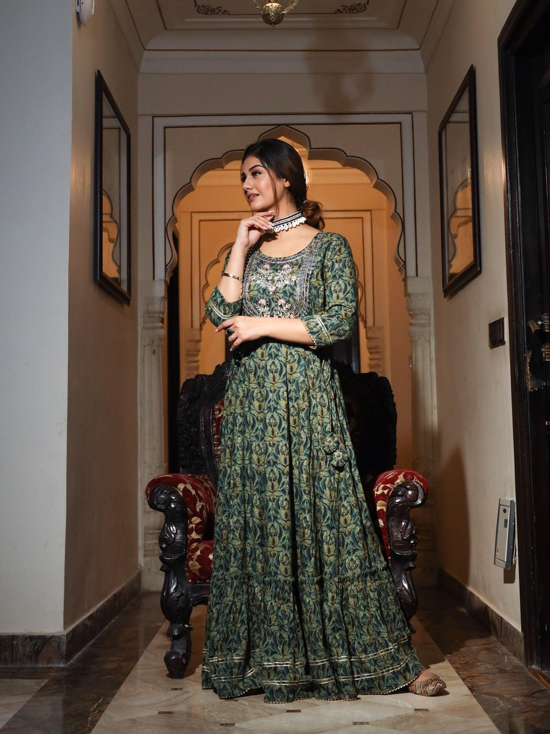 Women's Dark Green Anarkali Kurta - Taantav