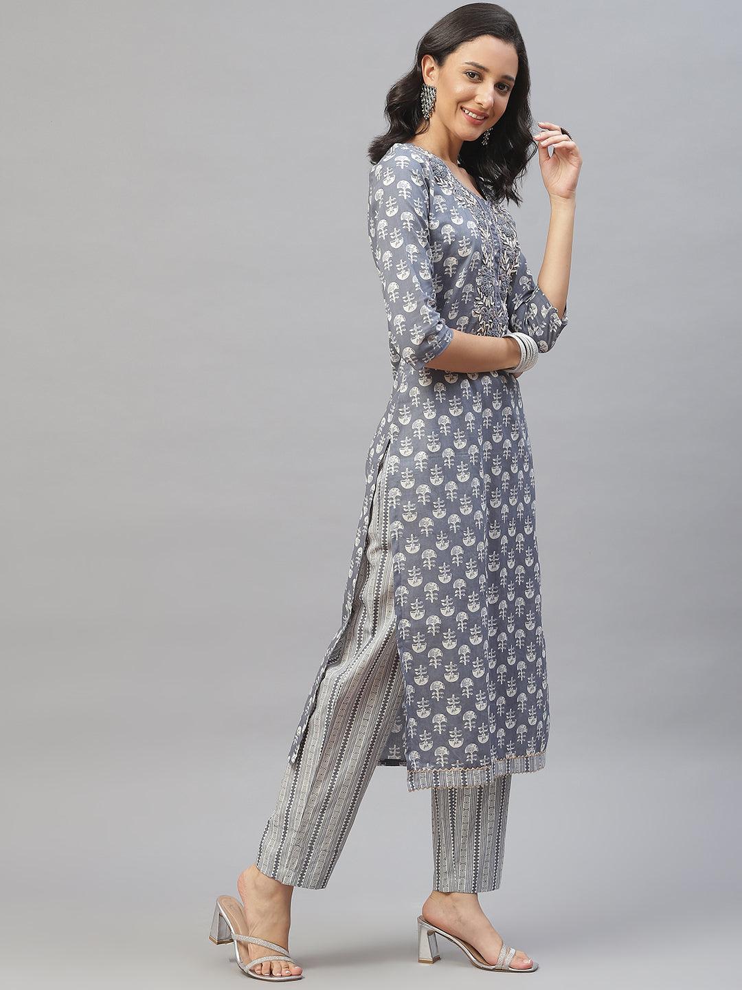 Women's Grey and White Floral Printed Kurta Pant Set with Dupatta - Taantav