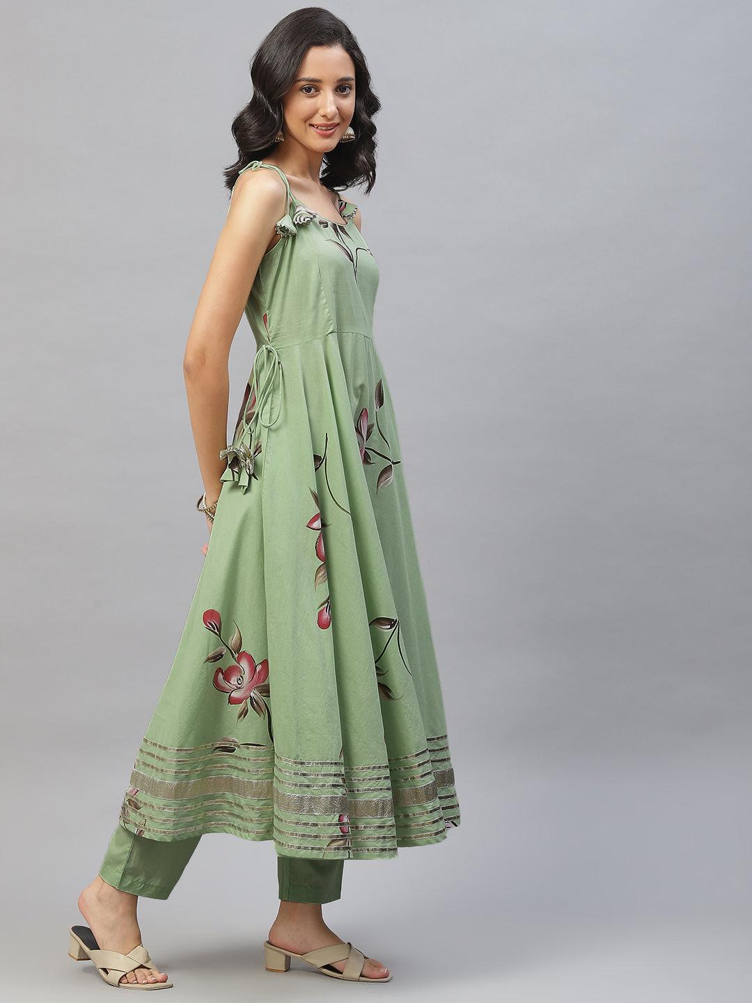 Women's Light Green Hand Painted Floral Anarkali Kurta Pant Set with Dupatta - Taantav