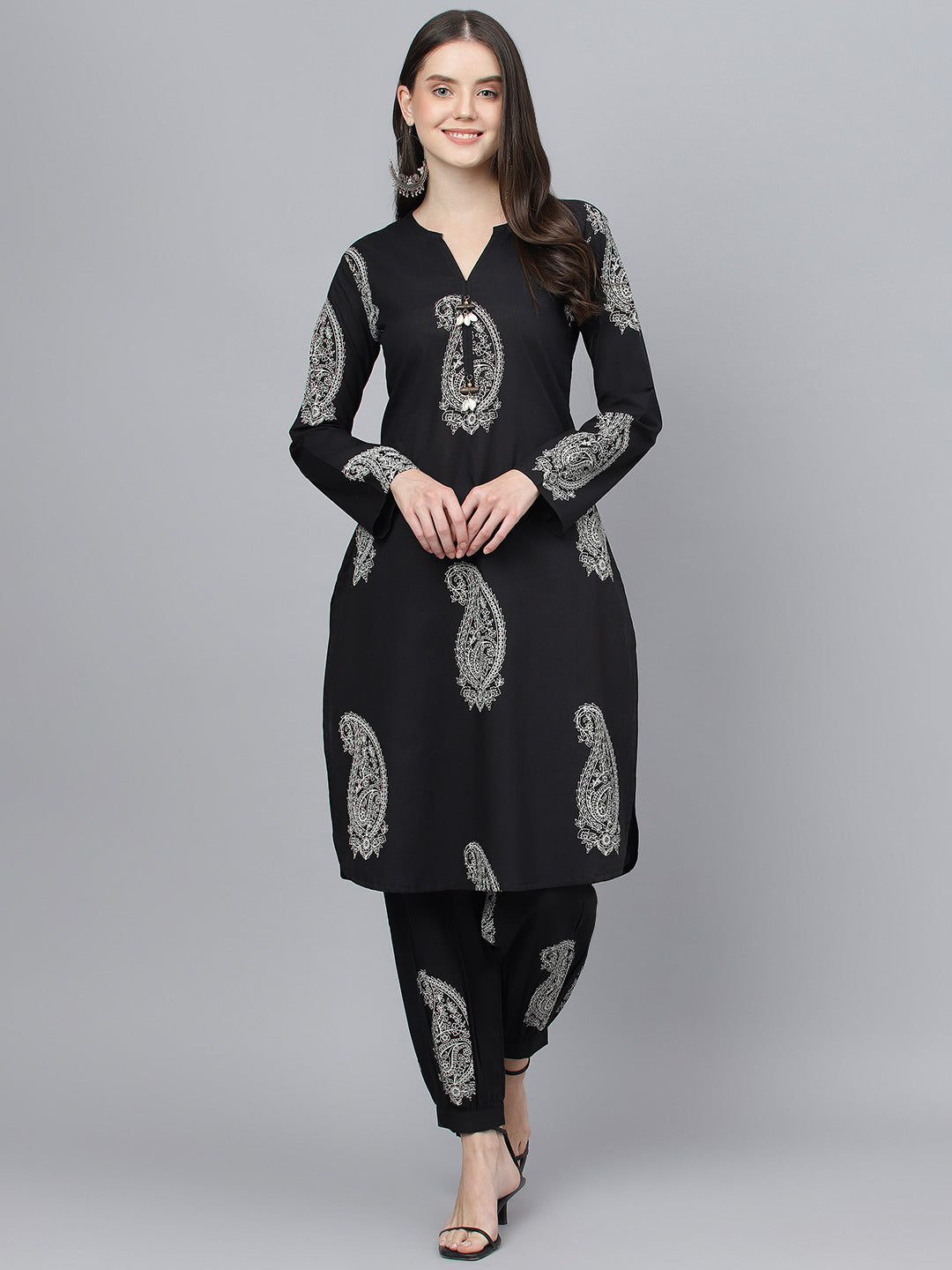 Women's Black Cotton Straight Kurta Hem Cuffed Pant set - Taantav