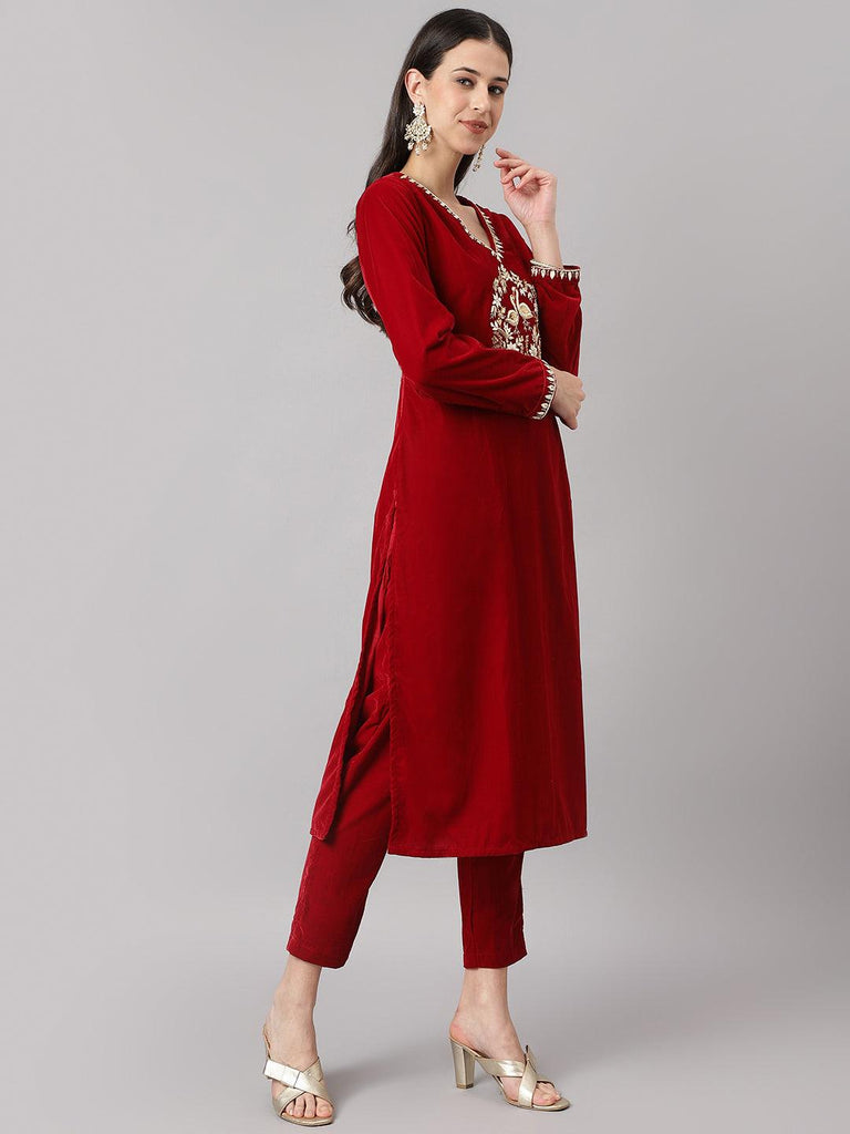 Women's Maroon Solid Velvet hand work Kurta pant With Organza Dupatta set