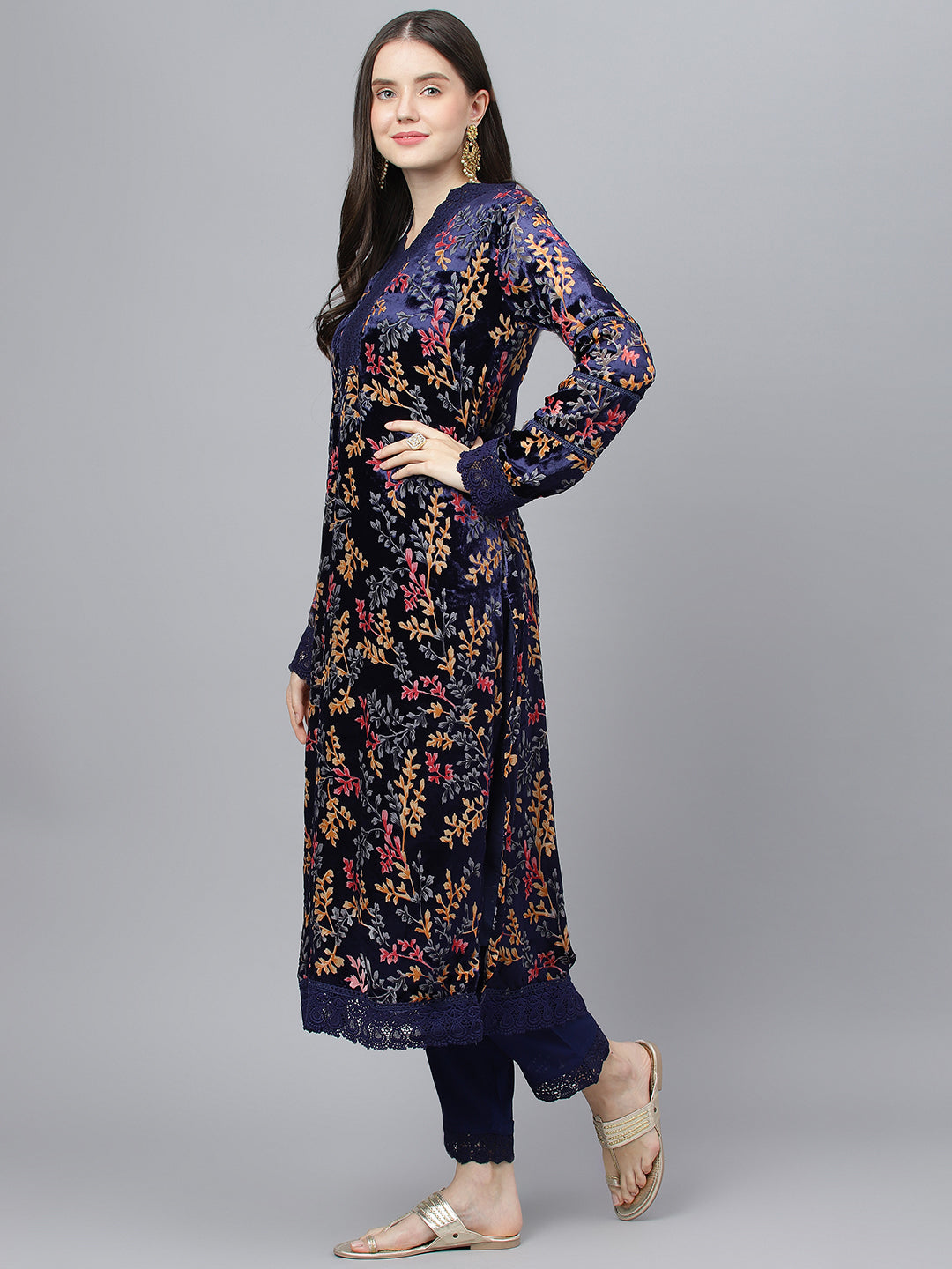 Women's Blue Floral Burn Out Velvet Kurta pant With Organza Dupatta set - Taantav