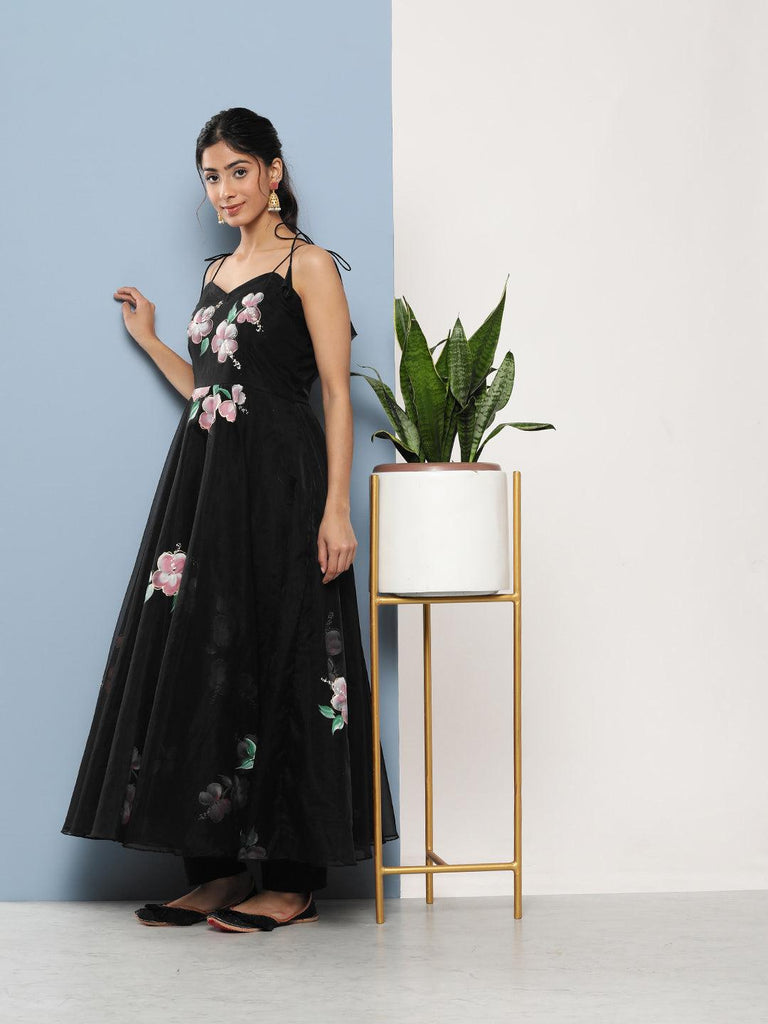 Women's Black Hand Painted Floral Organza Anarkali Kurta Pant Set with Dupatta