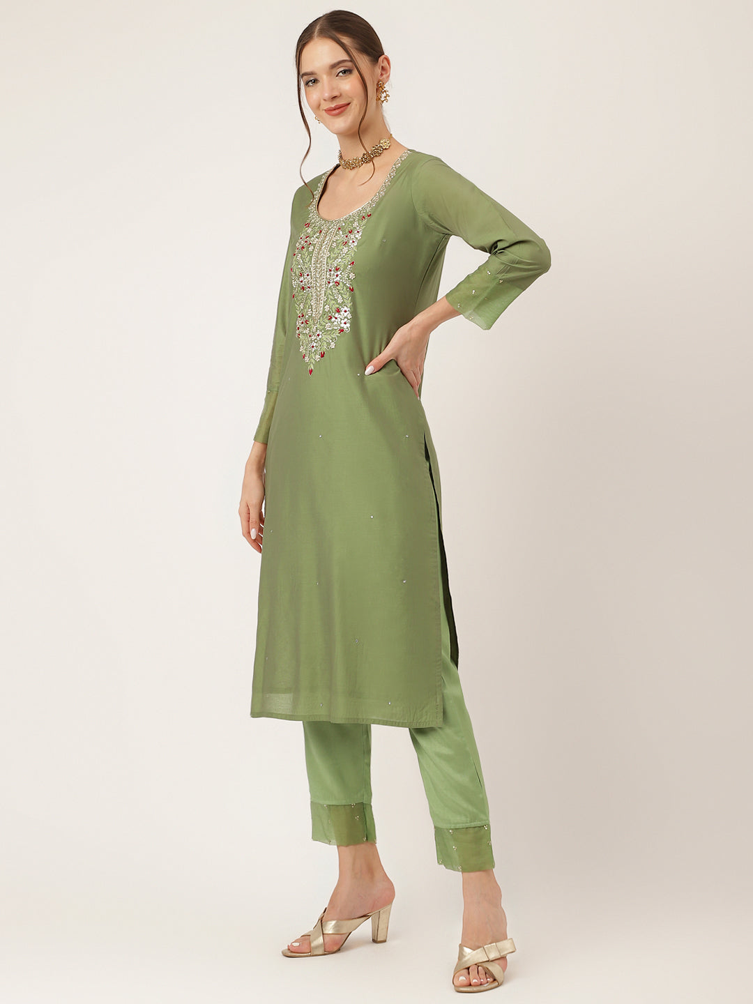 Women's Green Embroidered Chanderi Kurta, Trouser With Dupatta - Taantav