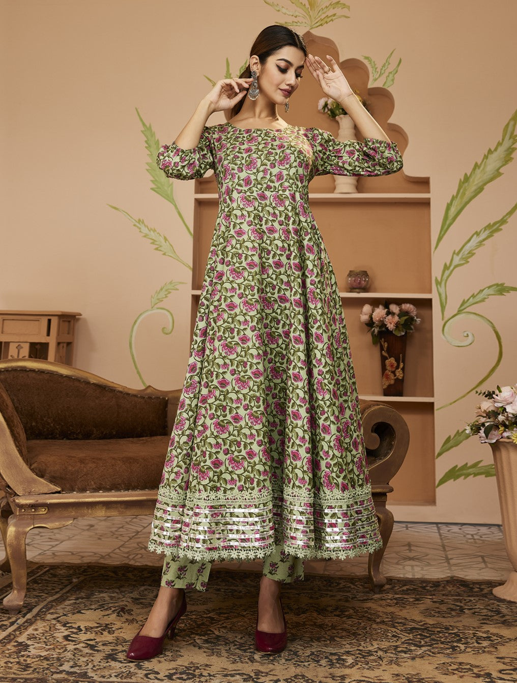 Women's Hand Block Floral Printed Green Anarkali Cotton Kurta With Trousers - Taantav