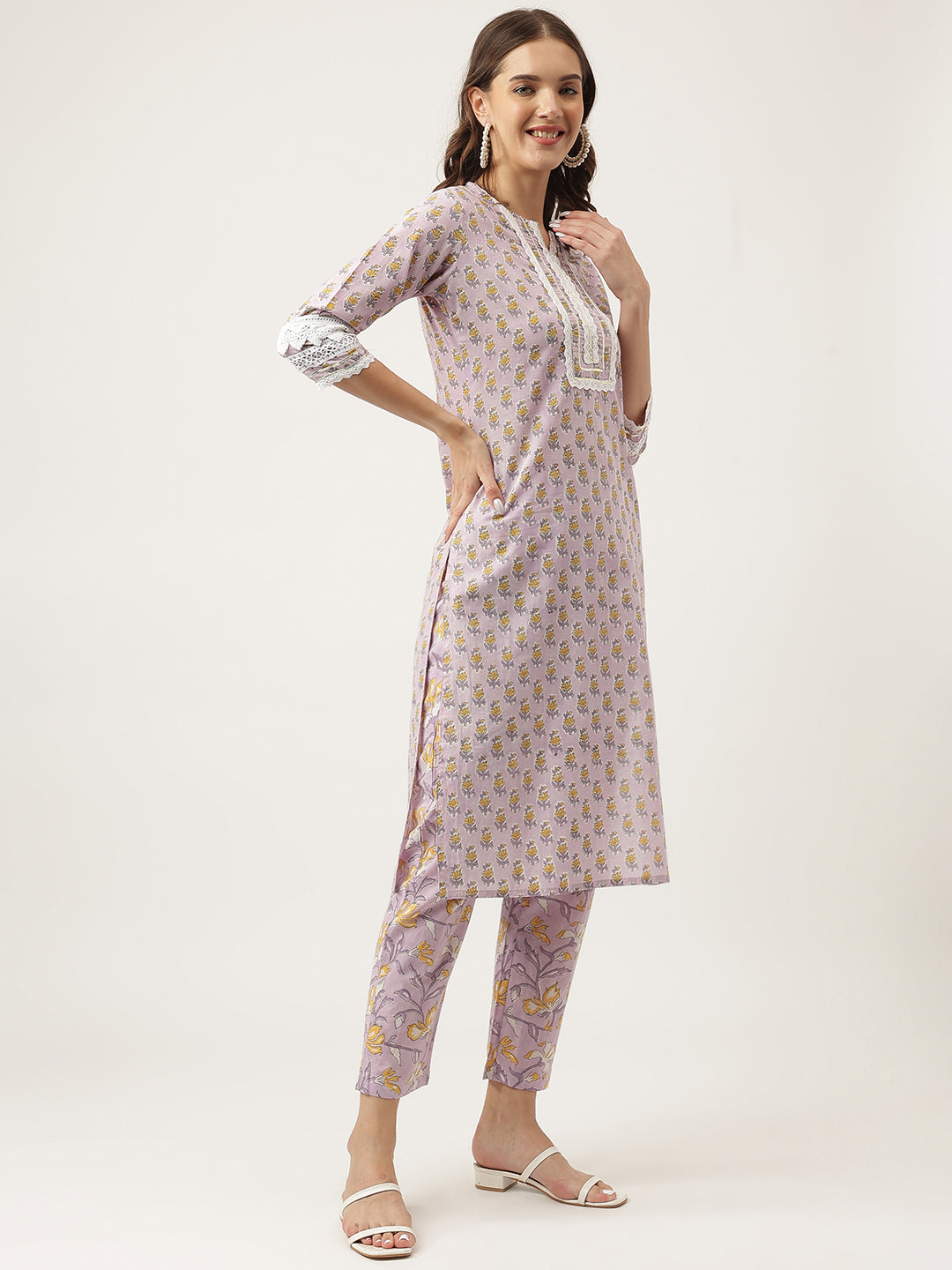 Women's Lavender Printed Cotton Kurta, trouser with Dupatta Set - Taantav