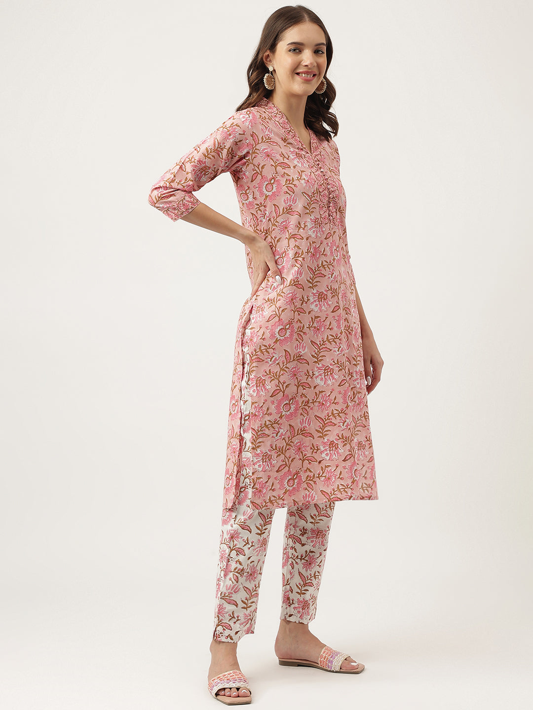 Women's Pink Floral Printed Cotton Kurta, trouser with Dupatta Set - Taantav