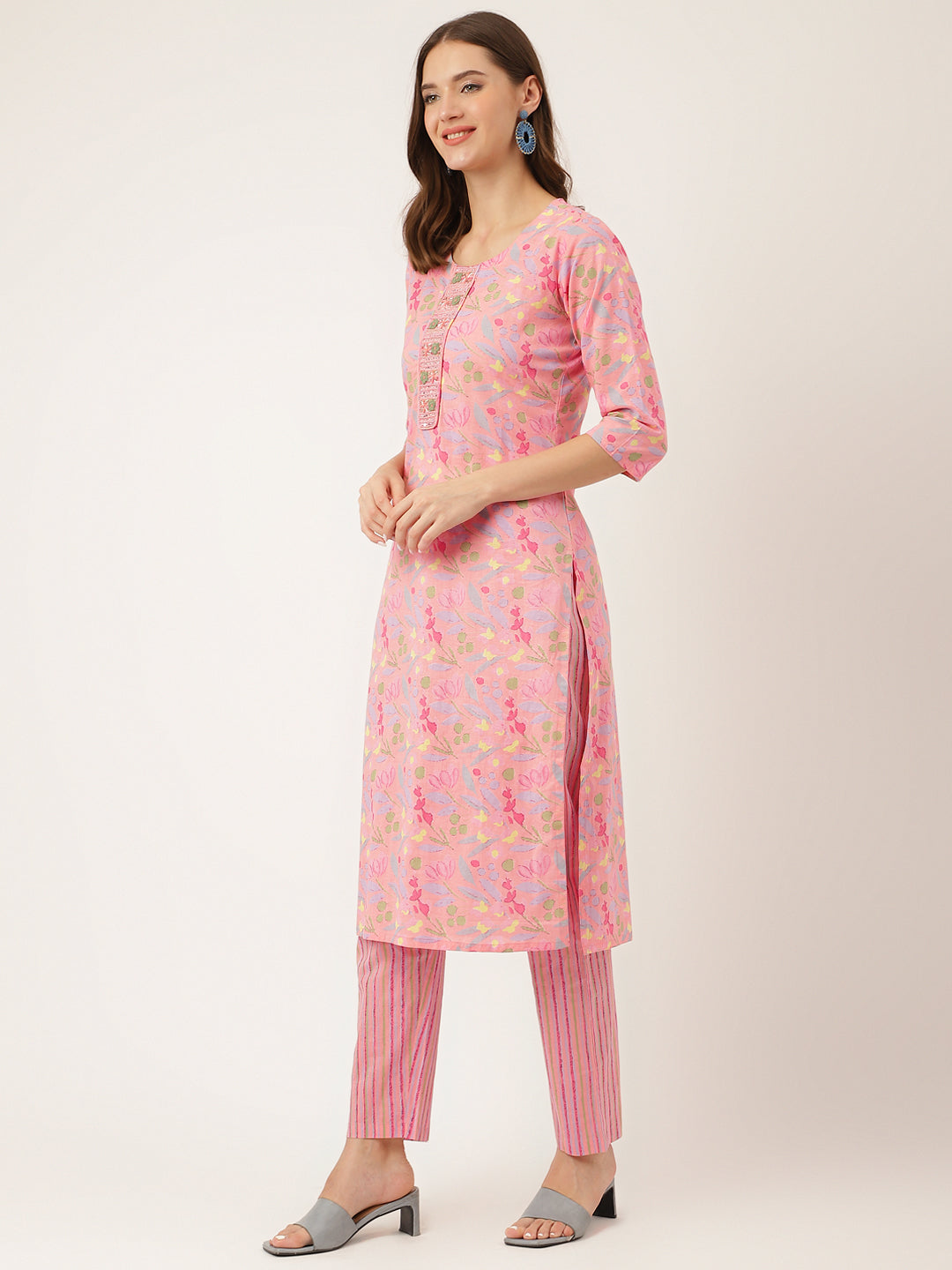 Women's Pink Floral Print Cotton Kurta, Trouser With Dupatta - Taantav