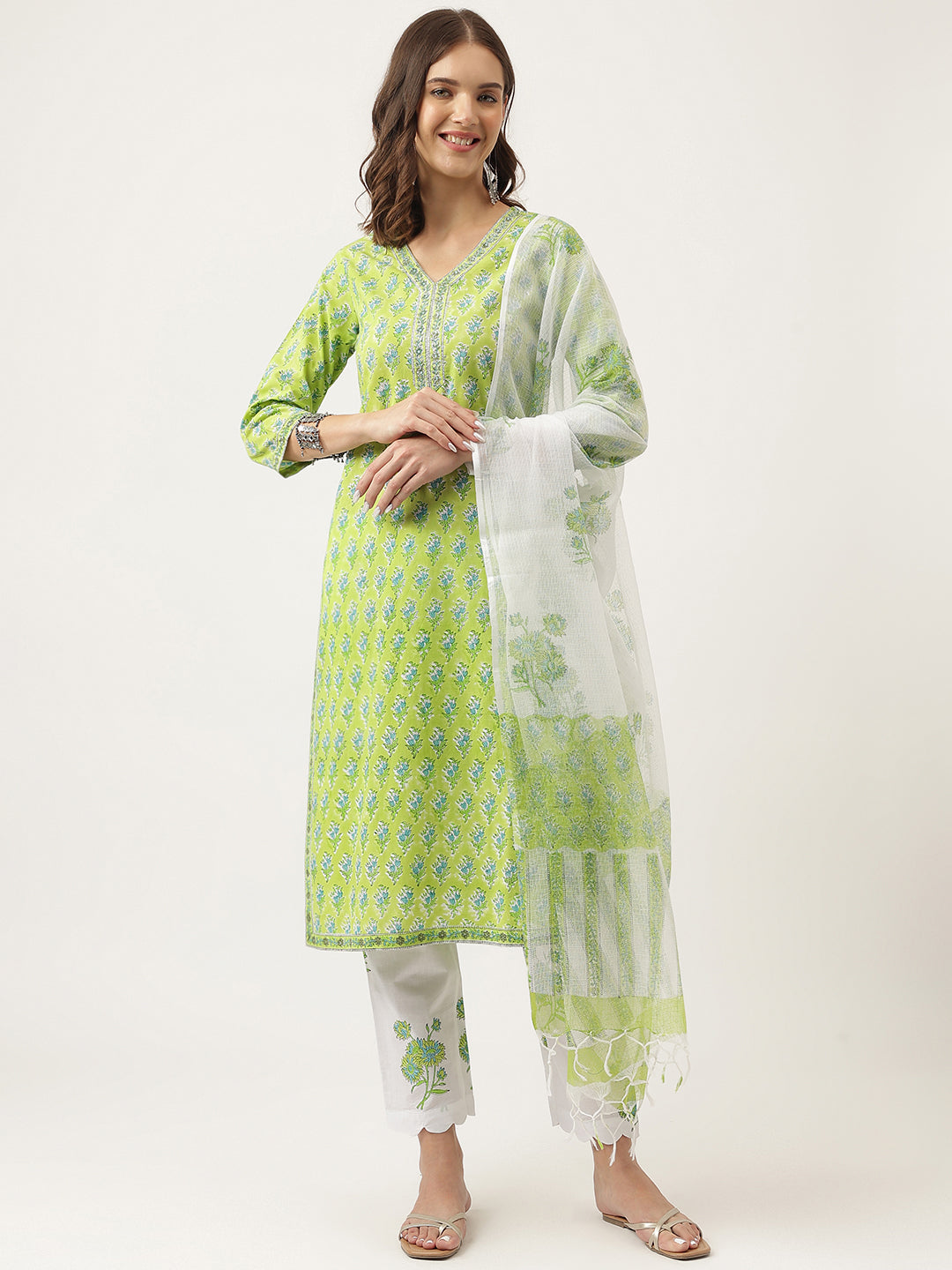 Women's Green Floral Printed Kurta Trouser & Dupatta Set - Taantav