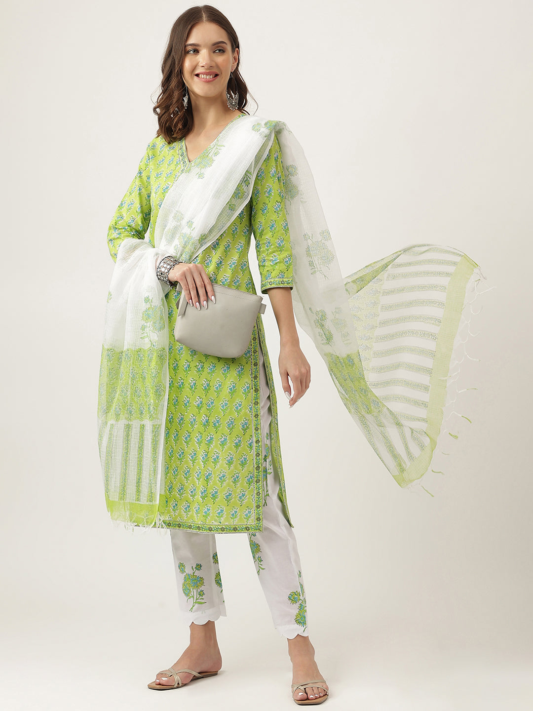 Women's Green Floral Printed Kurta Trouser & Dupatta Set - Taantav