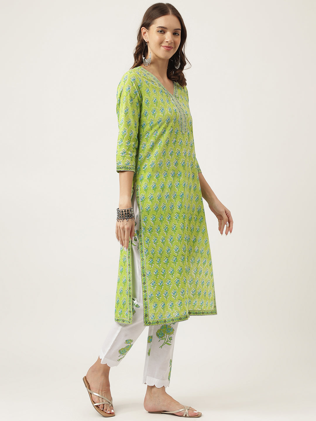 Women's Green Floral Printed Kurta Trouser & Dupatta Set - Taantav