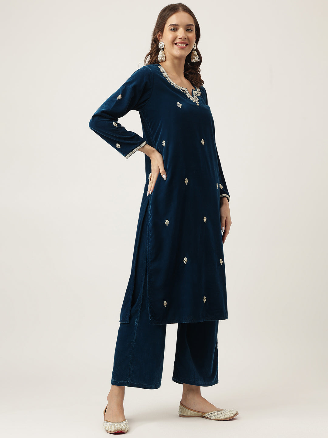 Women's Royal Blue Hand Embroidered Velvet Straight Kurta, trousers with Dupatta Set - Taantav