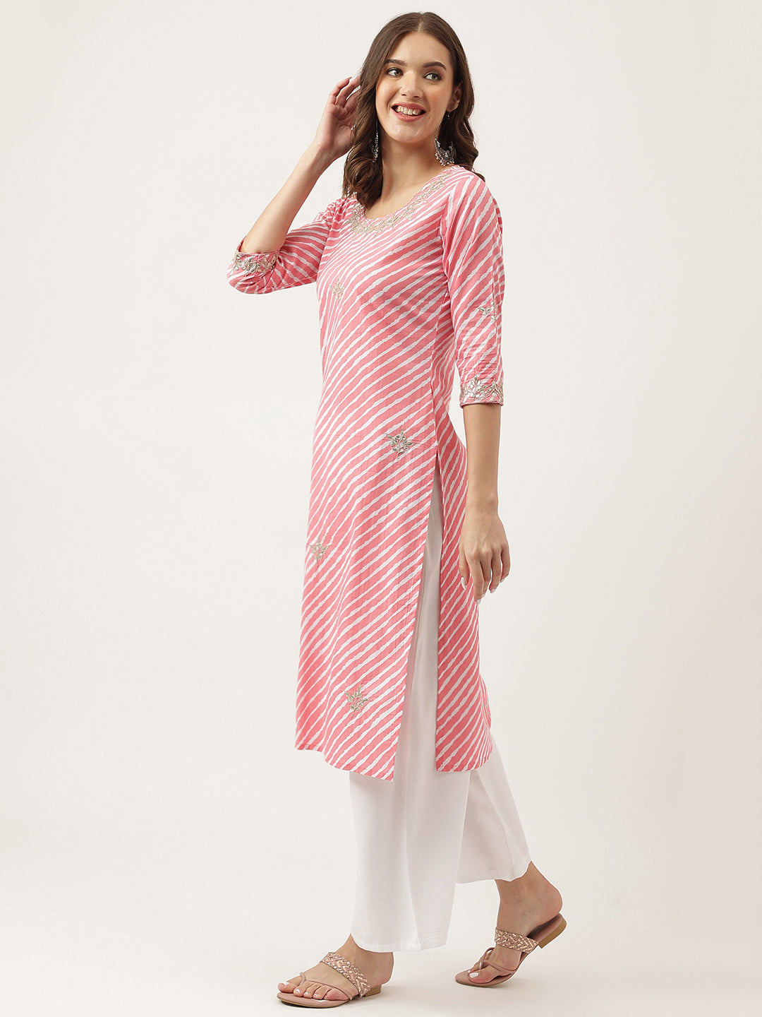 Women's Stripe Print with Gota work cotton Straight Kurta - Taantav