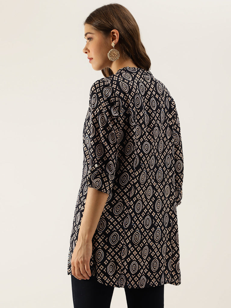 Women's Black Asymmetric Printed top