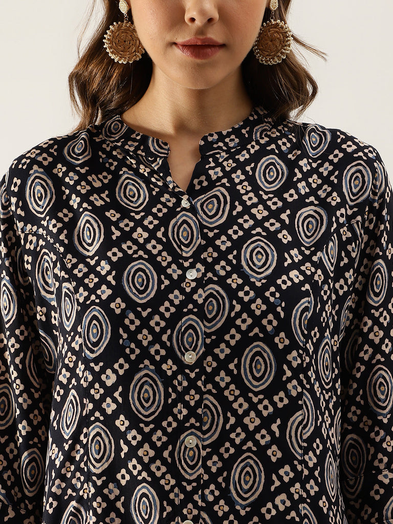 Women's Black Asymmetric Printed top