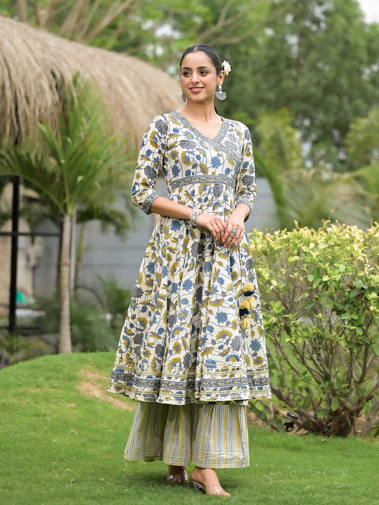 Women's off White Floral Print Cotton Kurta Sharara set for women