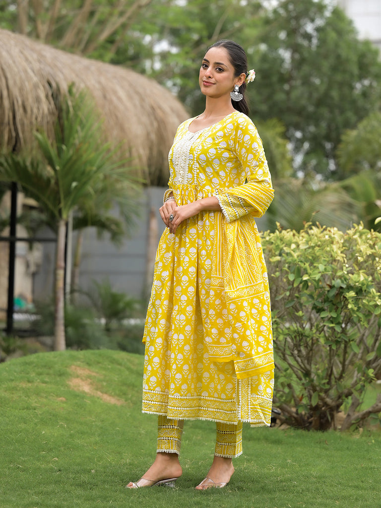 Women's Yellow Floral Print Cotton Kurta Pants with Dupatta set for women