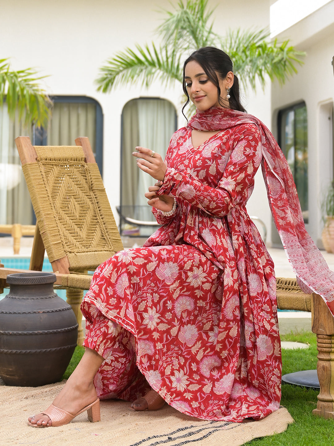 Women's Floral Printed Red Cotton Alia Cut Kurta Set for women - Taantav