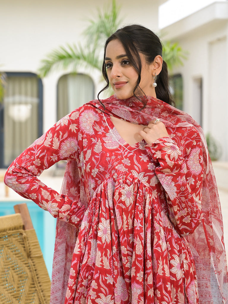 Women's Floral Printed Red Cotton Alia Cut Kurta Set for women