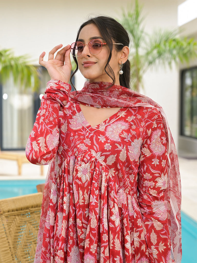 Women's Floral Printed Red Cotton Alia Cut Kurta Set for women
