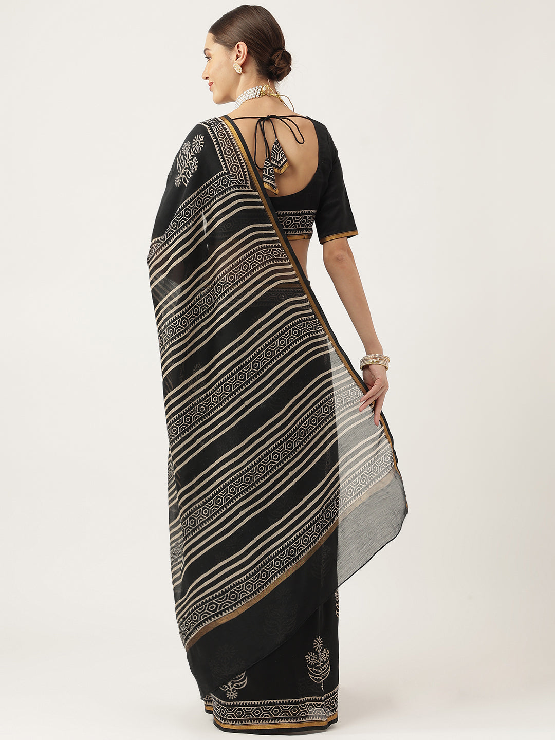 Women's Black Hand Block Chanderi Silk Saree - Taantav