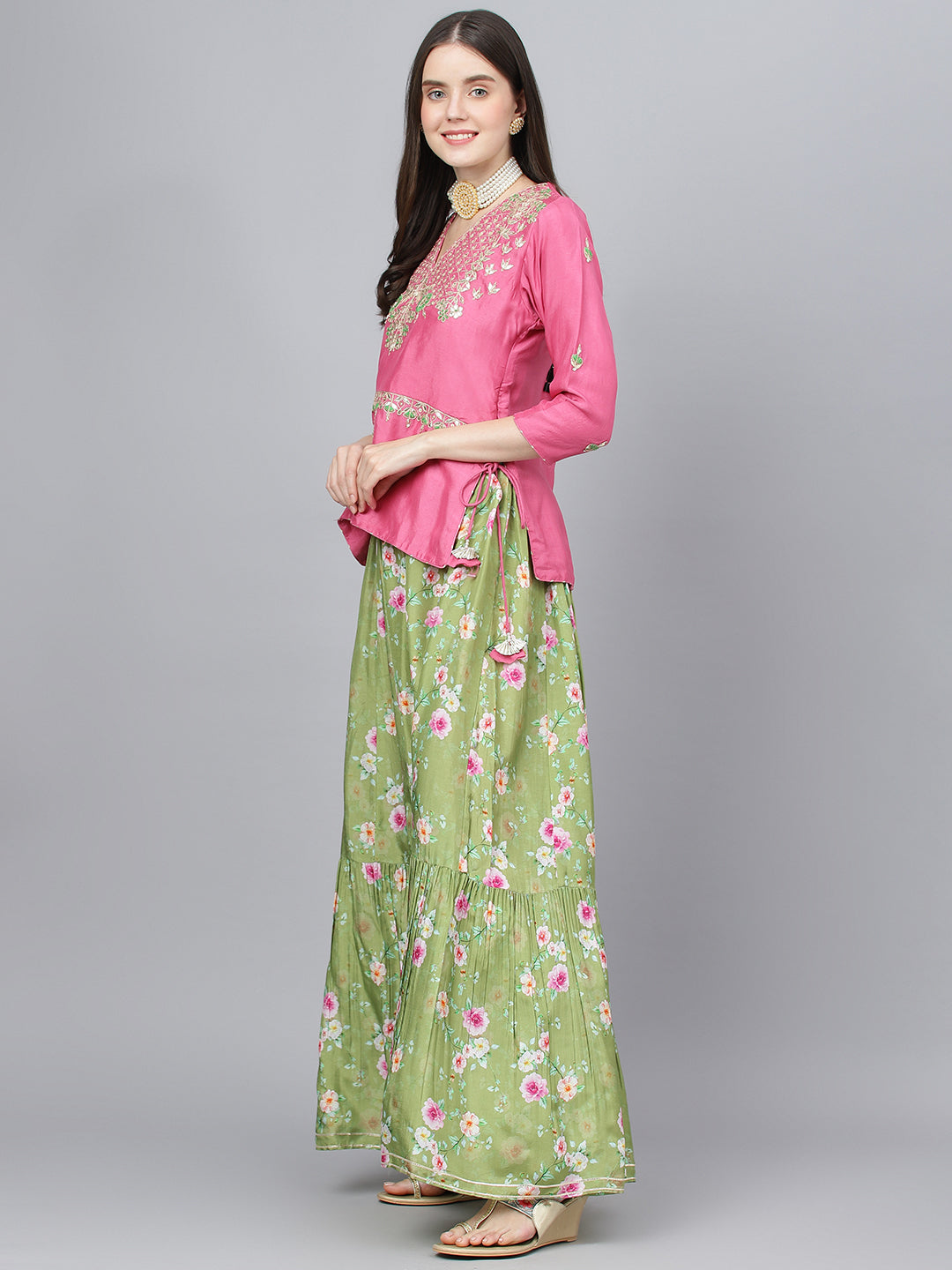 Women's Pink and Green Russian Silk Flared Lehenga Choli Set with Organza Dupatta - Taantav