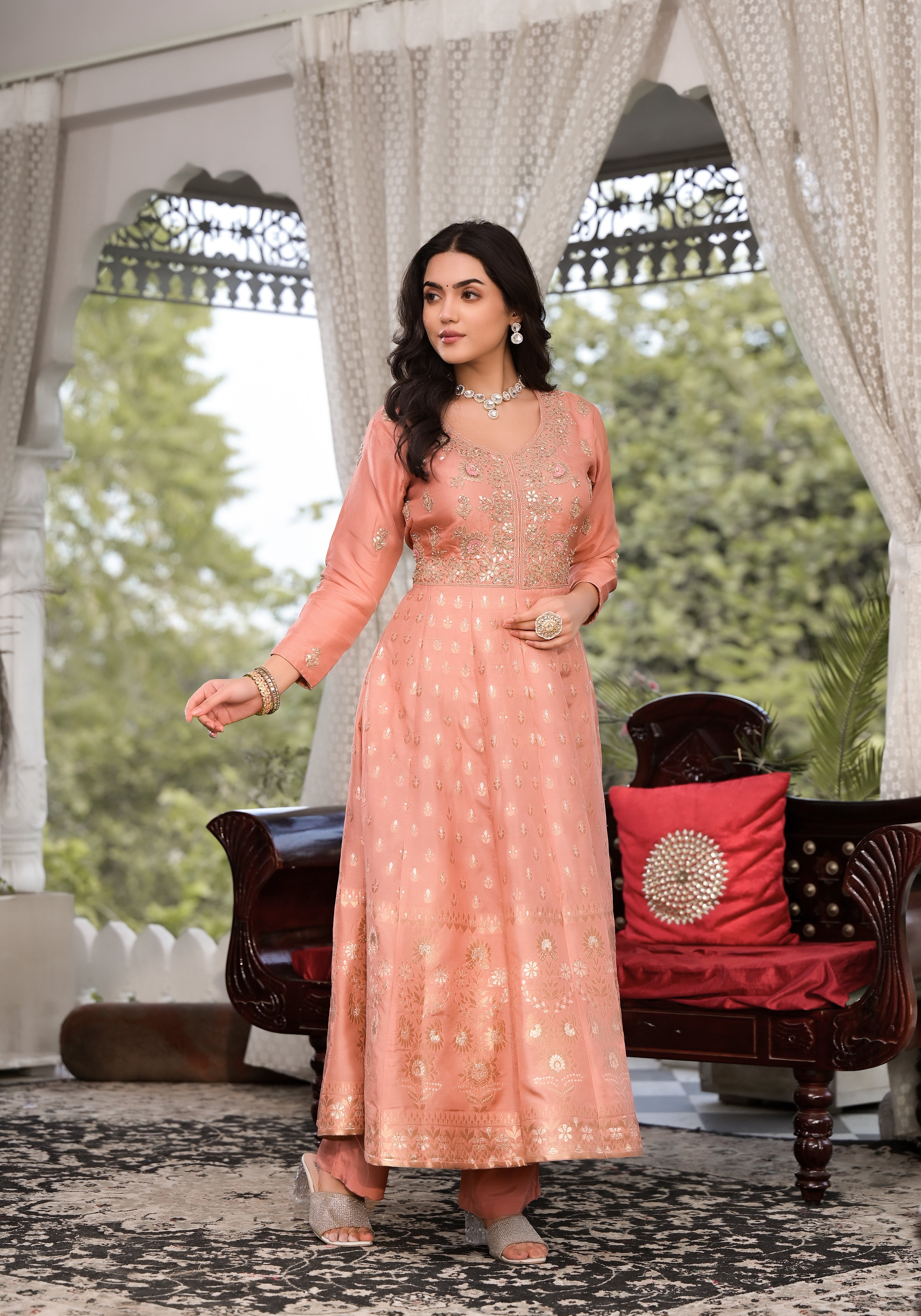 Women's Peach Zardozi Embroidered Banarsi Russian Silk Kurta Set with Banarsi Organza Dupatta - Taantav