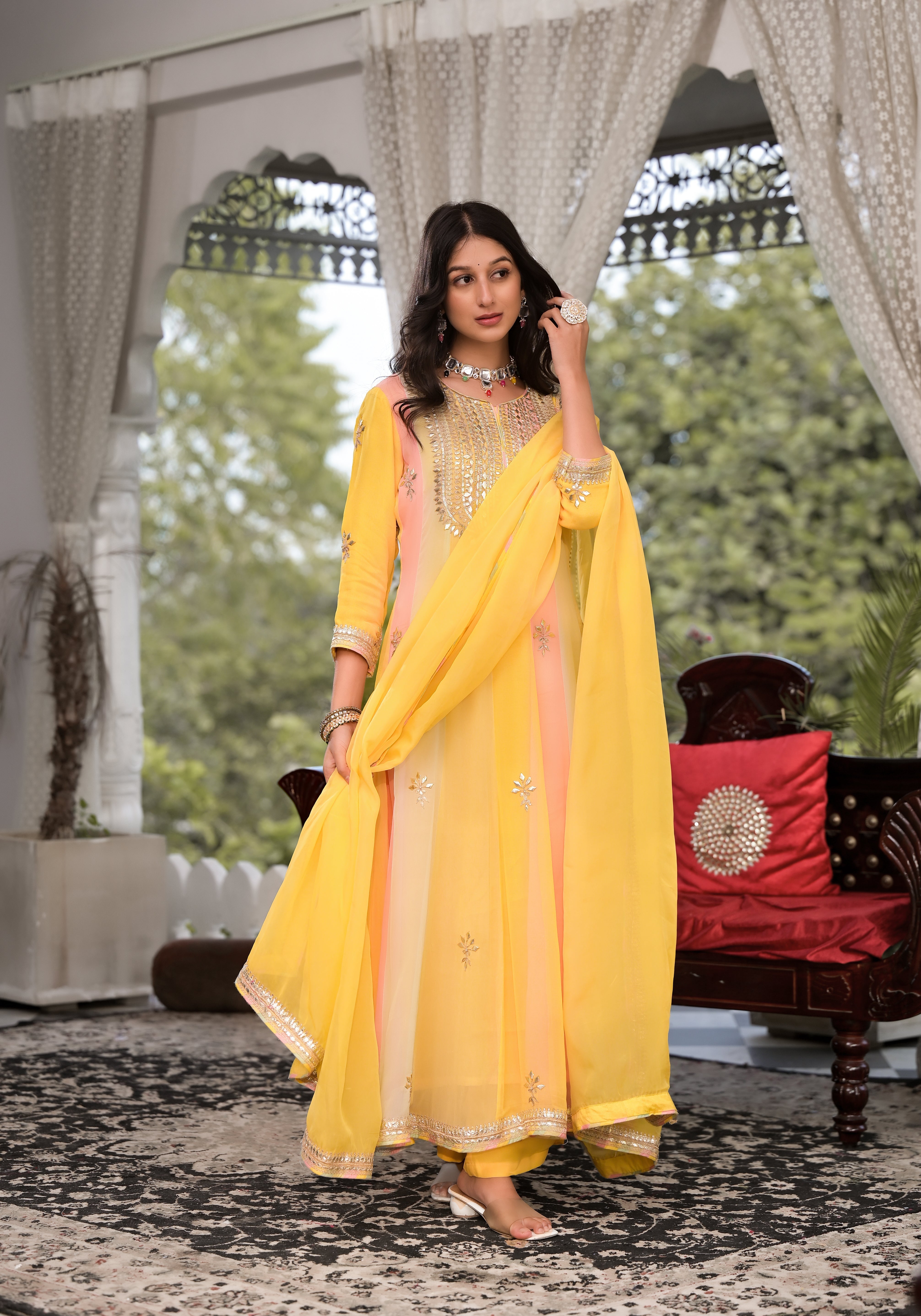 Women's Yellow Gota Patti Embroidered Banarsi Georgette Kurta Set with Organza Dupatta - Taantav