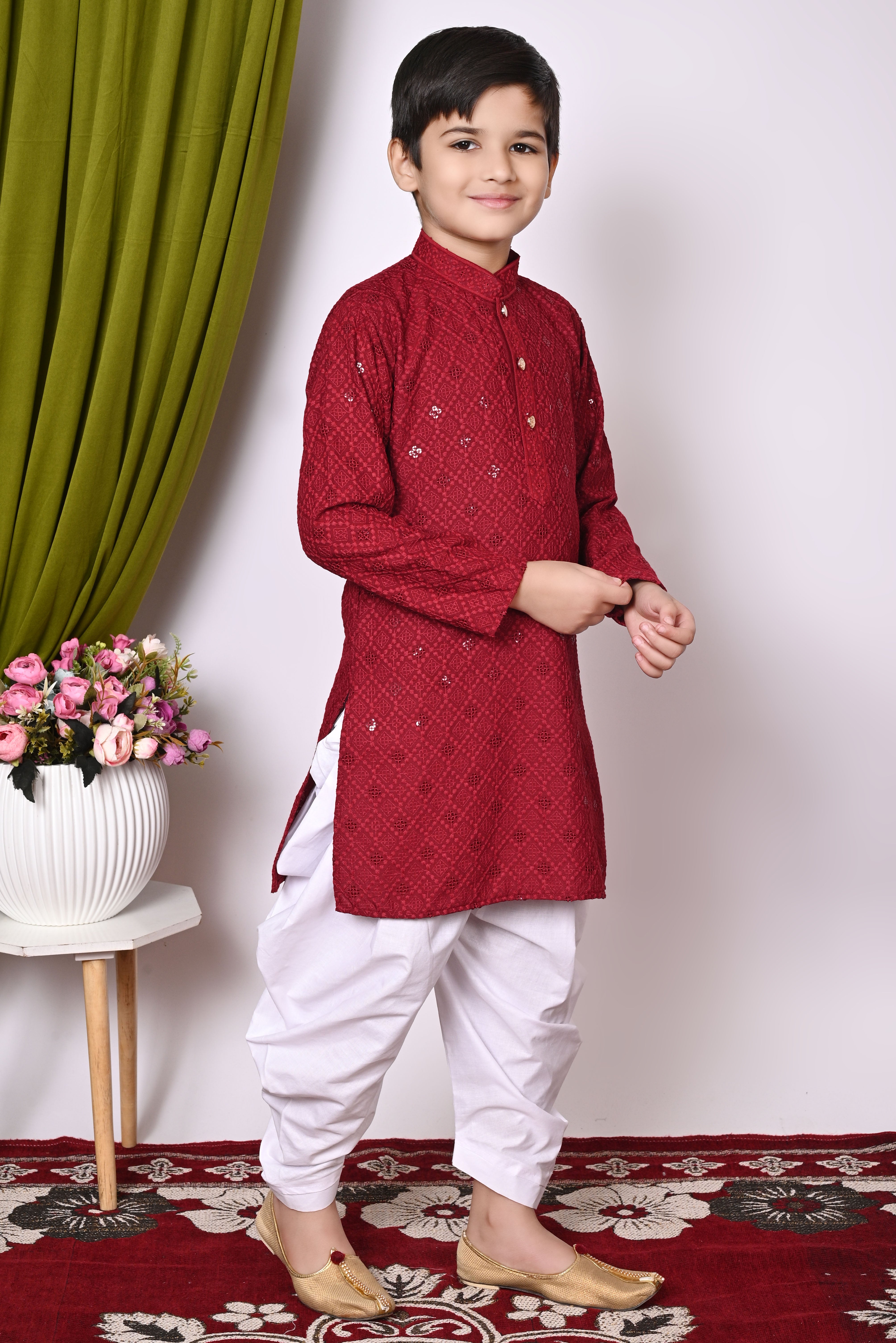 Color_MAROON