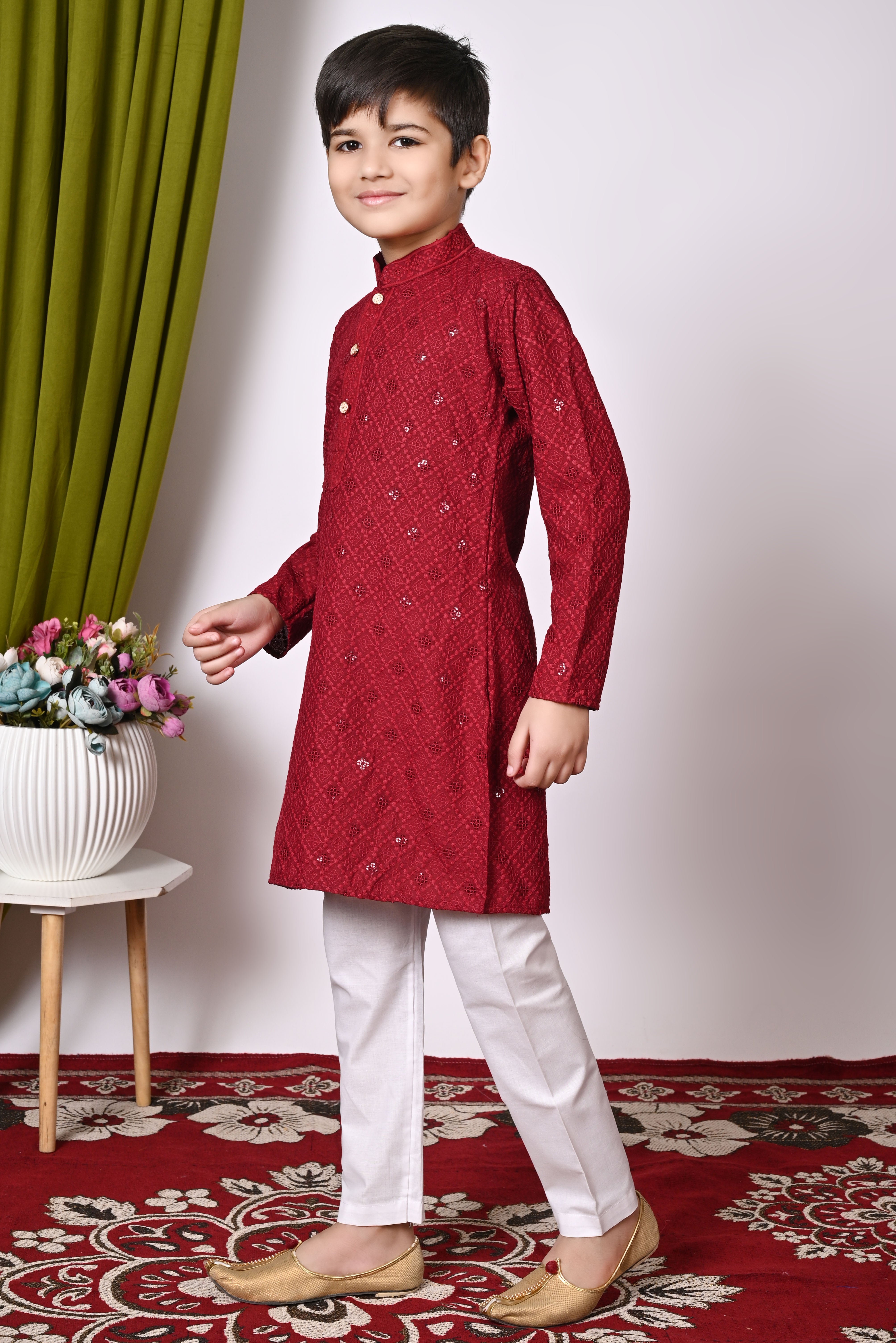 Color_MAROON
