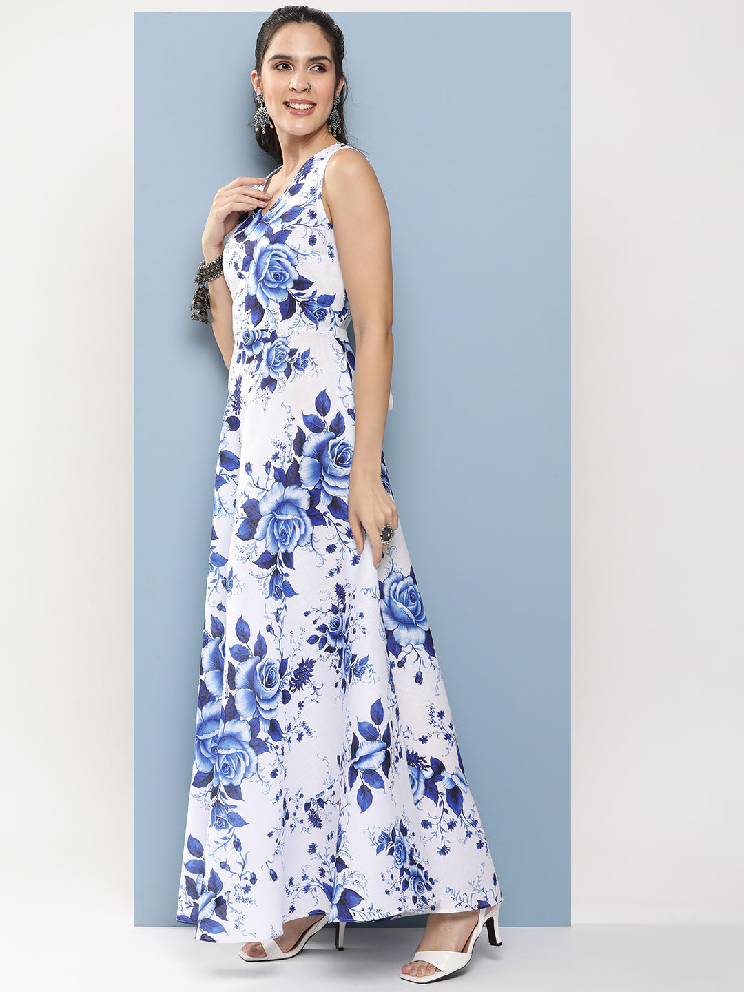 Women's White & Blue Printed Long Dress With Waist Belt - Bhama Couture