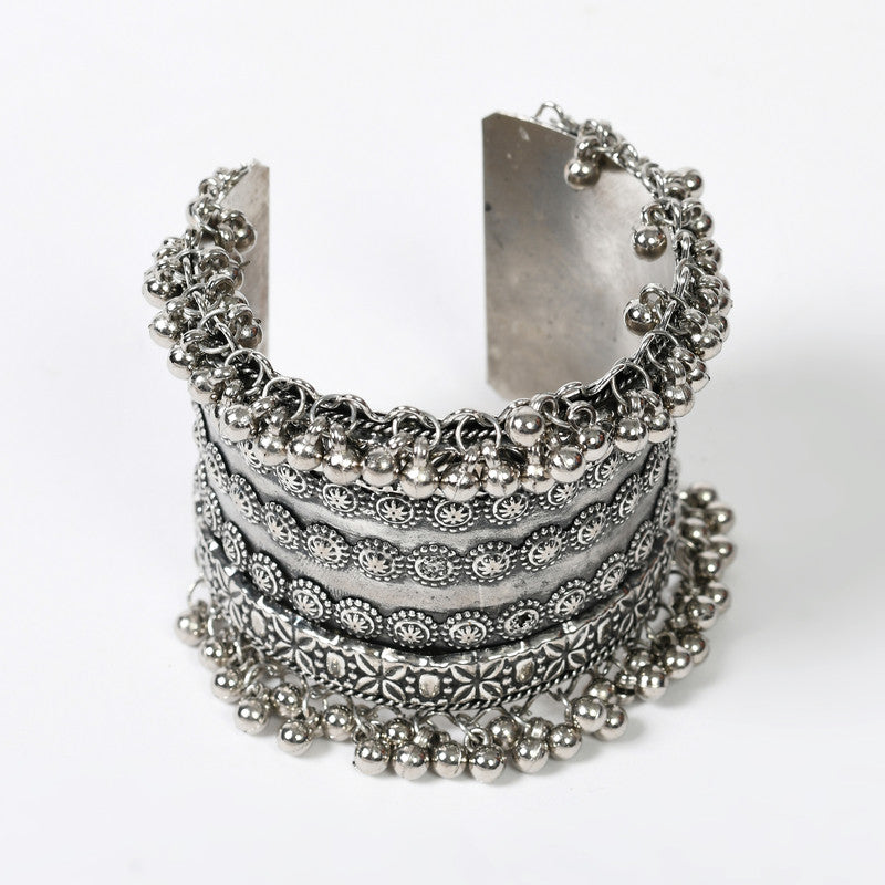 Women's Oxidised Silver-Plated Ghungroo Handcraft Bracelet