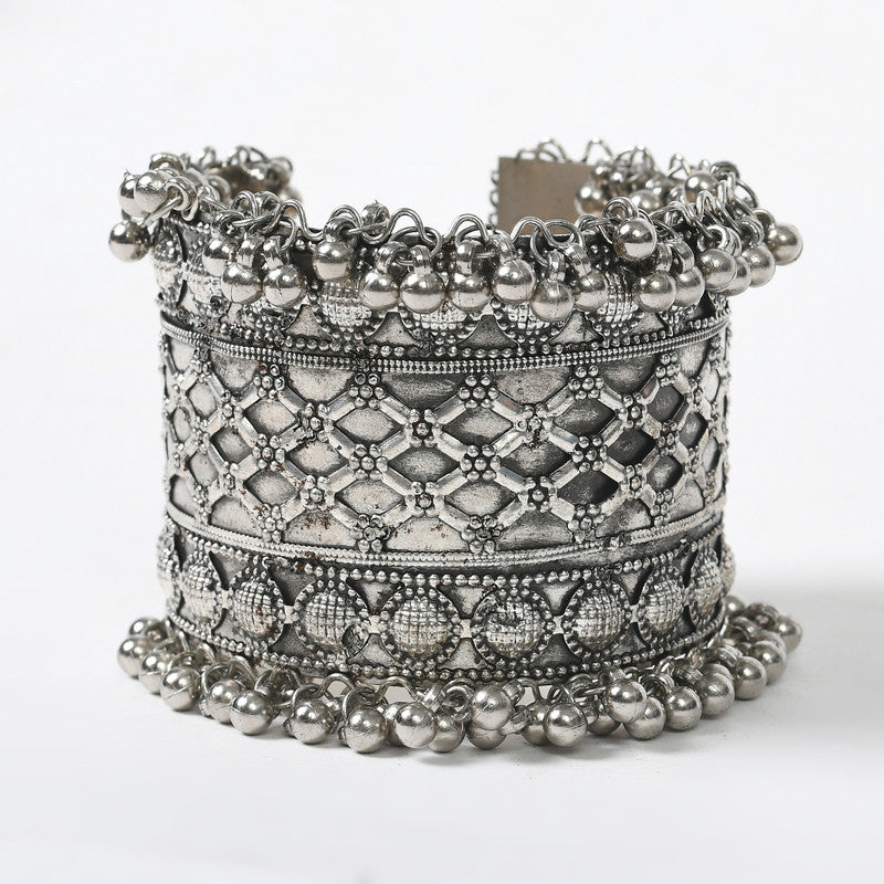 Women's Oxidised Silver-Plated Ghungroo Handcraft Bracelet