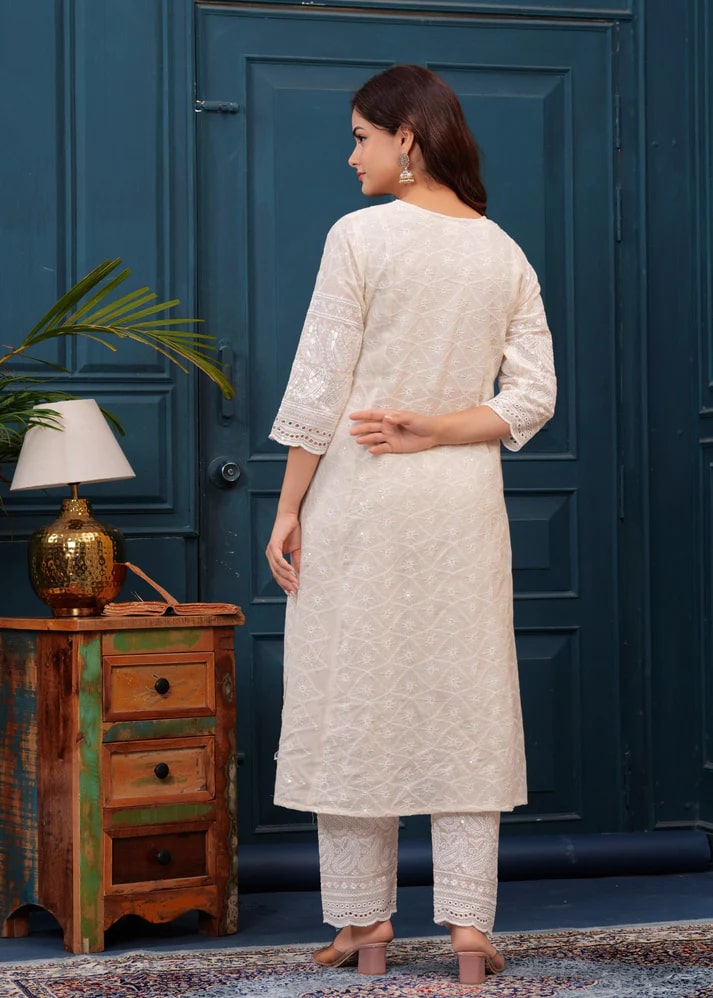 Women's Off White Chikankari Kurta And Pant Set With Chanderi Dupatta