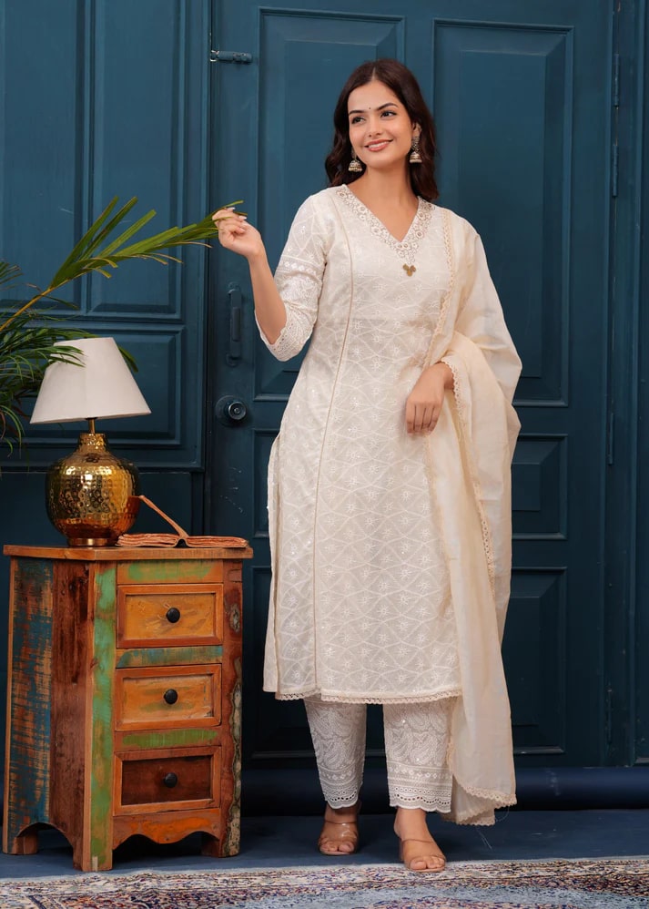 Women's Off White Chikankari Kurta And Pant Set With Chanderi Dupatta