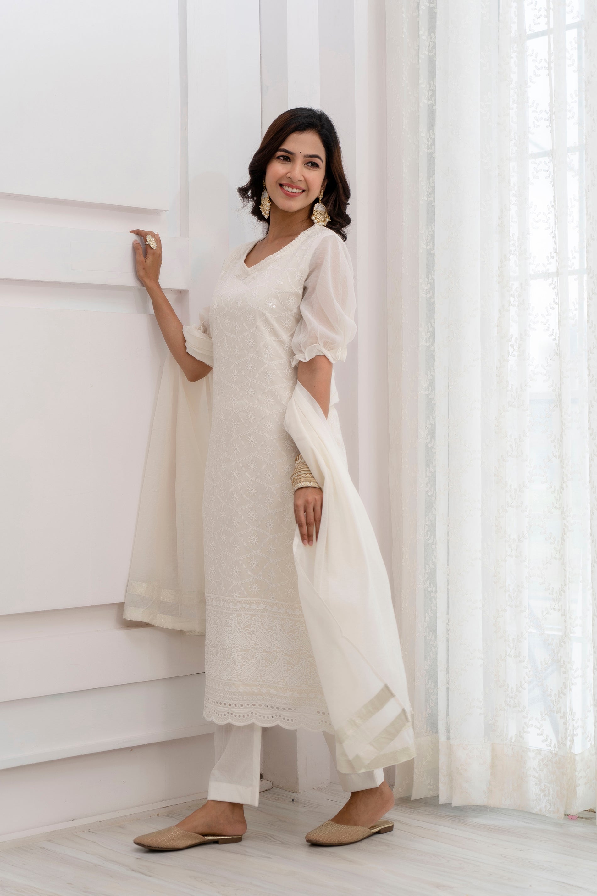 Women's Chanderi Whitish Beige White Festive Suit Set 3Pc Adaah Collection - Saras The Label