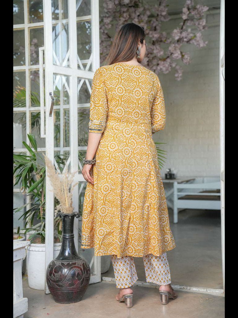Color_Mustard