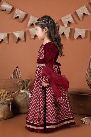 Color_Maroon