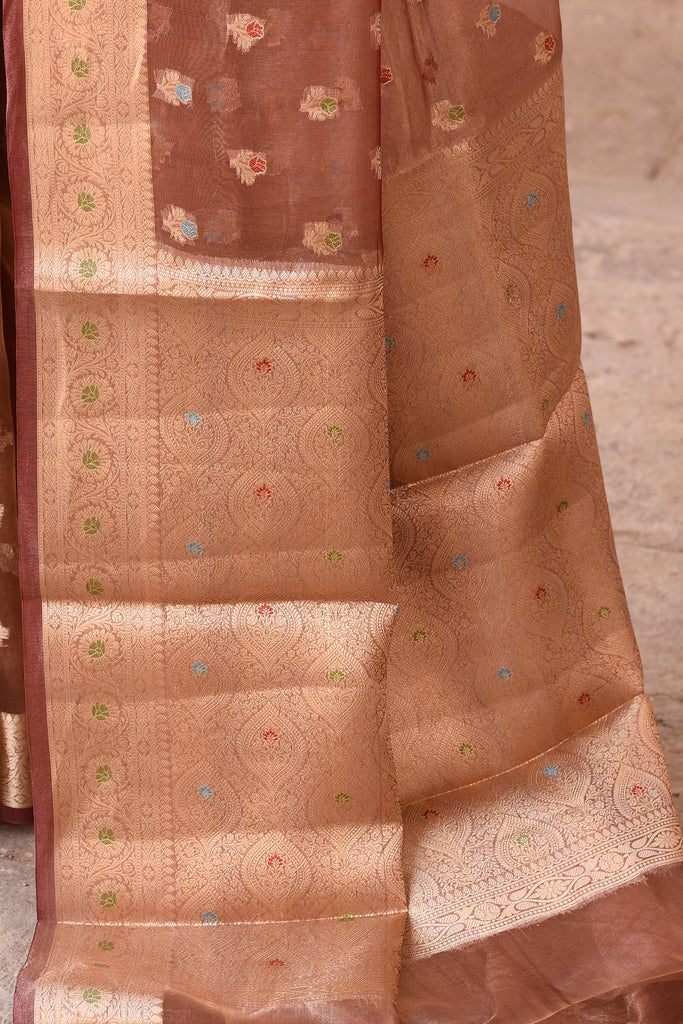 Color_Brown