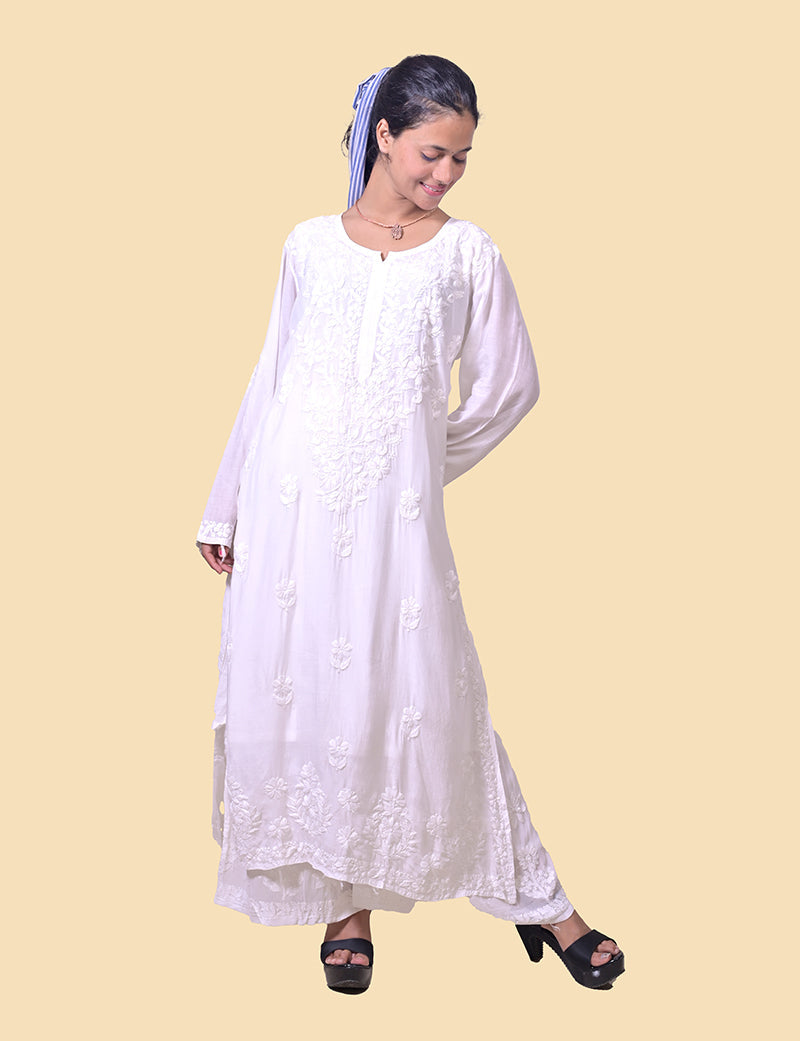 Women's Muslin White Aline Chikankari Kurta