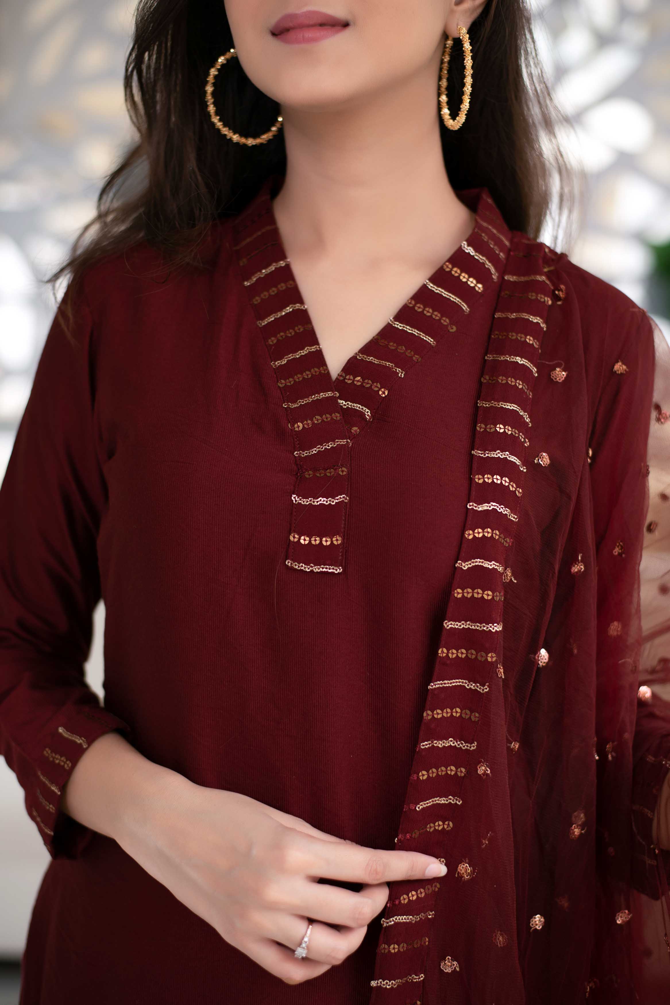 Women's Embellished Maroon Kurta Set (3 Pc Set)