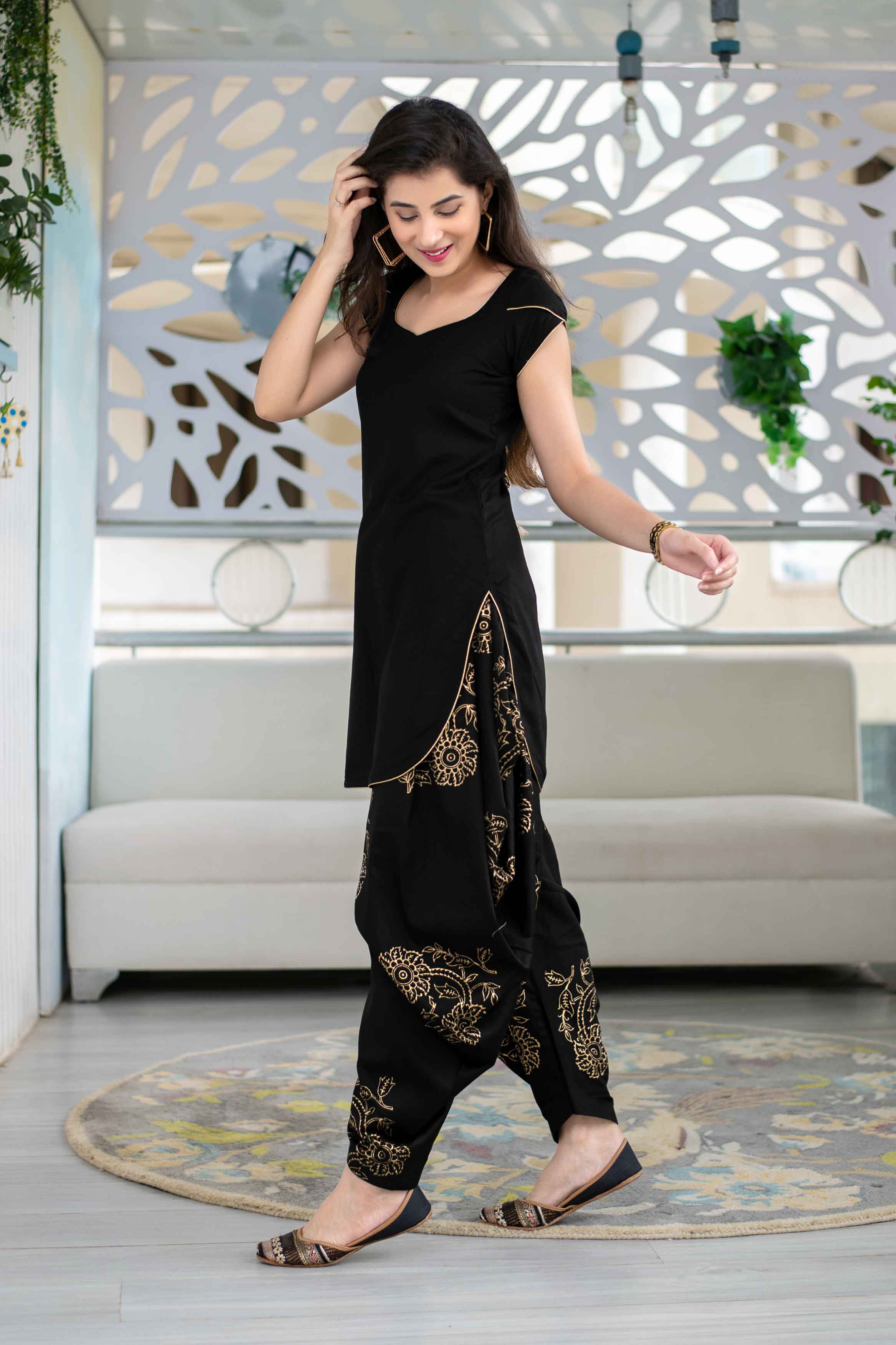 Black-Patialla-With-Block-Print