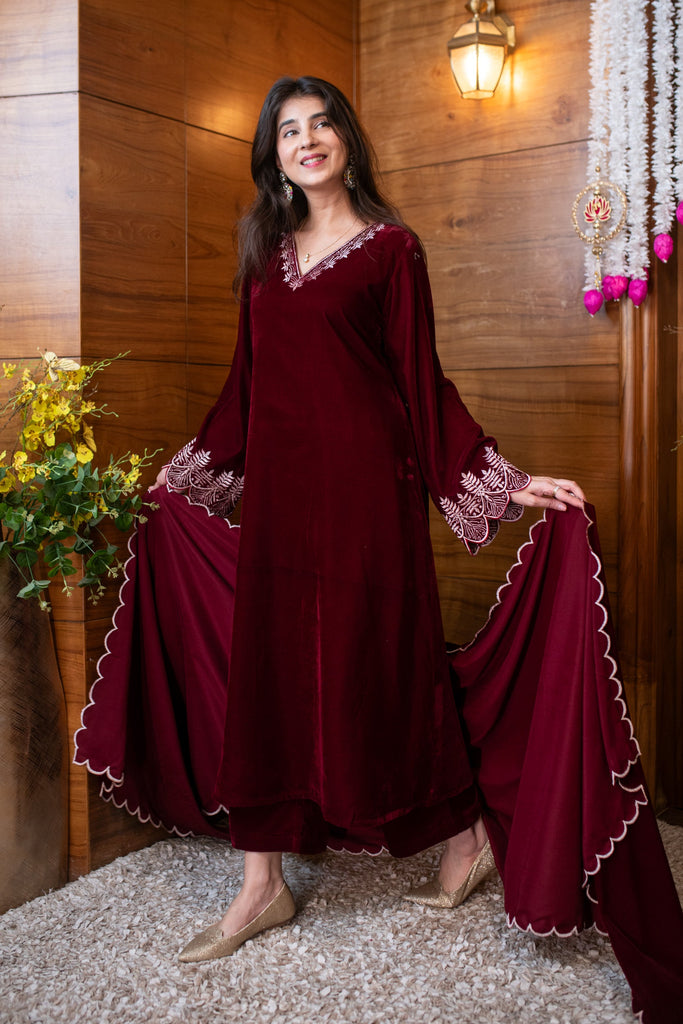 Color_Maroon